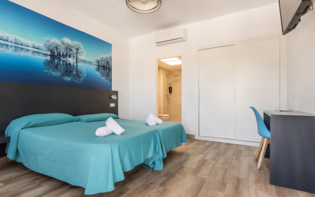 Hotel Zen Airport with Free shuttle