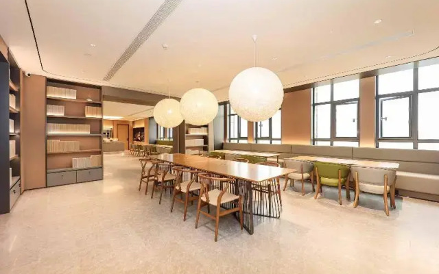 Ji Hotel (Xi'An Chang'An University Town)