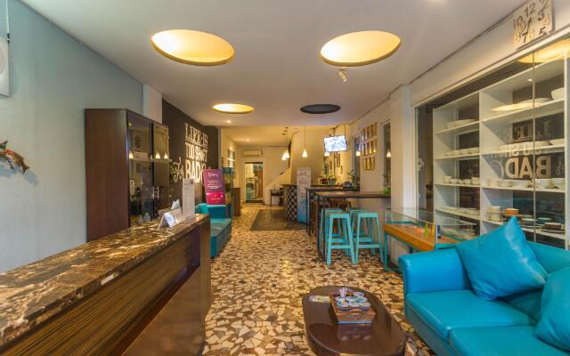 OYO 2544 Just-in Hotel