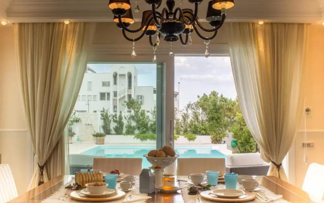 White House Luxury Hospitality