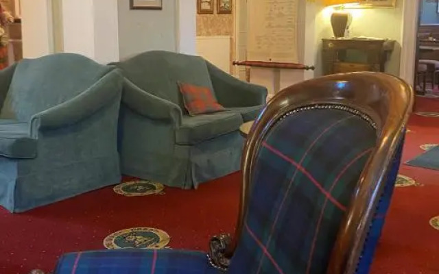 Lovat Arms Hotel