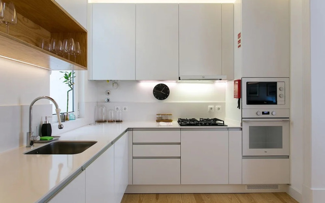 ALTIDO Charming 3BR home w/workspace&terrace by Intendente subway