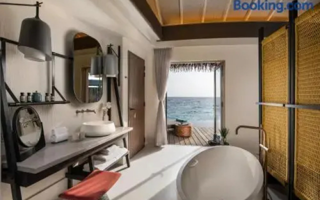 InterContinental Maldives Maamunagau Resort by IHG