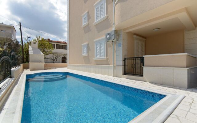 Avema Apartment