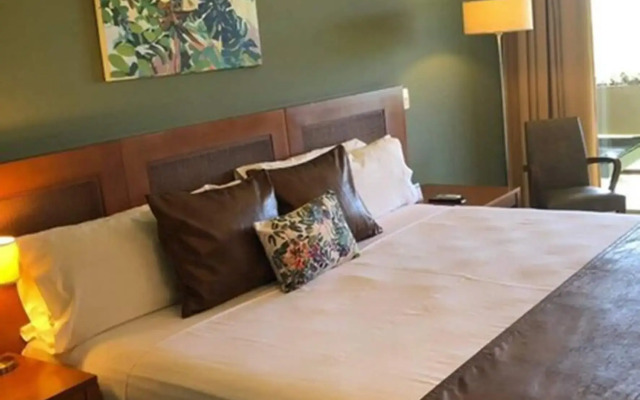 Raices Esturion Hotel