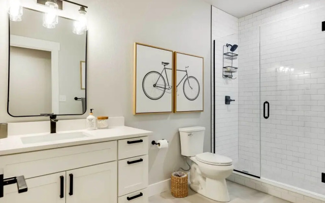 Cozy Tabernash Home w/ Fireplace & Mountain Views