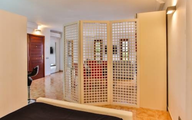 Luxury Studio Apartment La Plaza