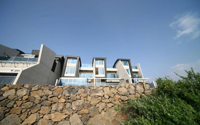 Hi Class Jeju