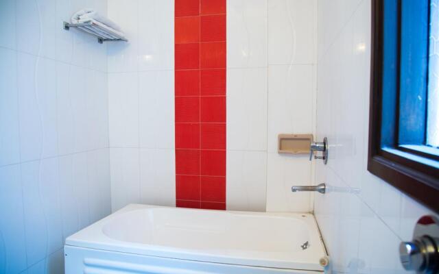 OYO 8704 Hotel Good Care