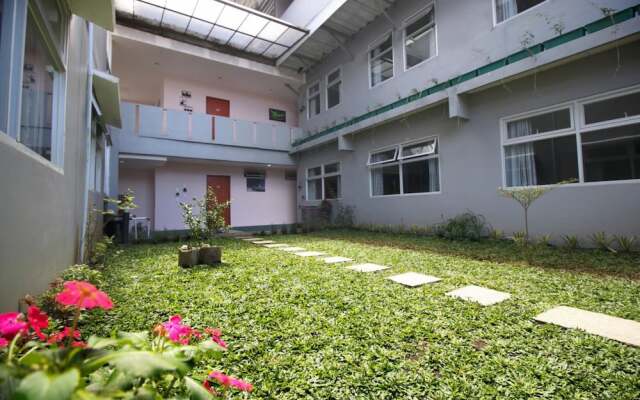 The Aurora Inn Lembang