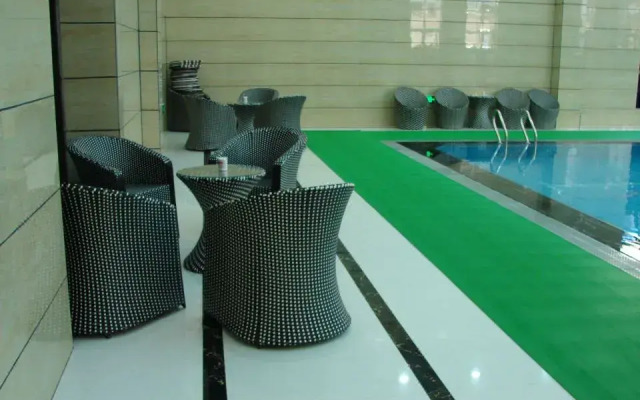 Baiyin Renan Hotel