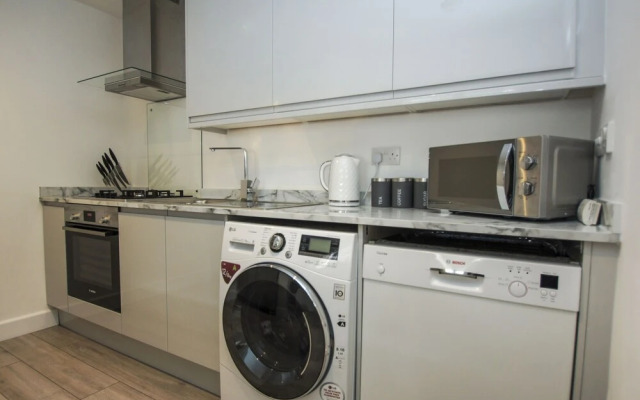 Kemp Town Mews Parking by Brighton Holiday Lets
