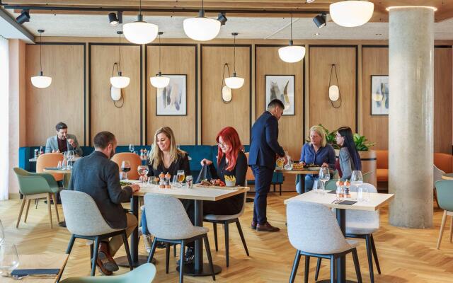 Novotel Cambridge North