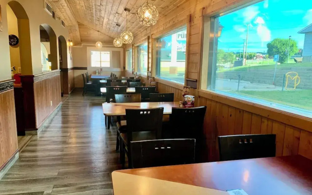 Peace Valley Inns