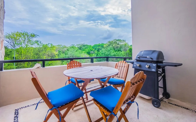 Meridian 310 2 Bedroom Condo by RedAwning