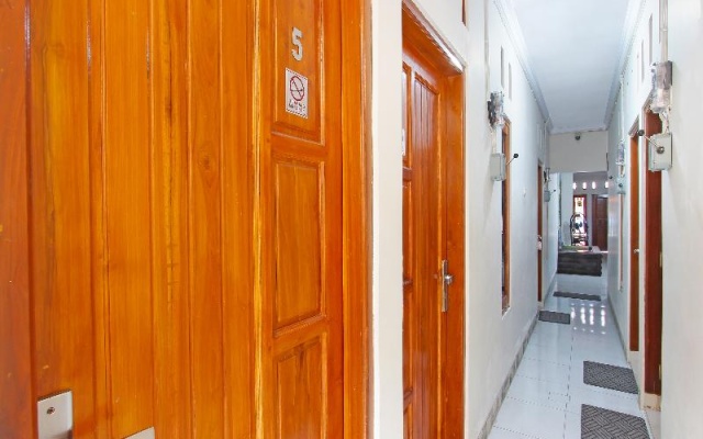 91487 Ib Homestay Syariah – Hotel Rooms – Tegal