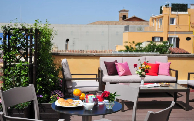 Piccola Navona Roof Garden