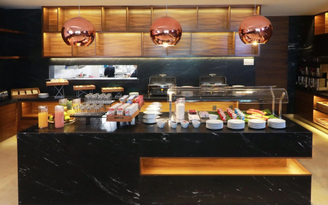 Holiday Inn & Suites Puerto Vallarta Marina & Golf by IHG