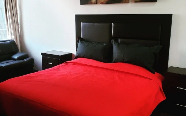 Premium Plaza Residenses Luxury Lofts