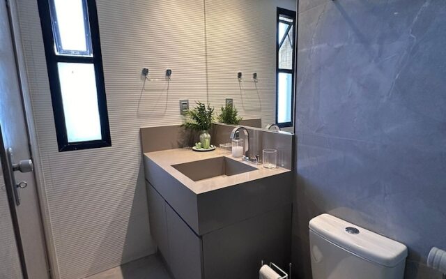 Atlantis Praia Suite 201