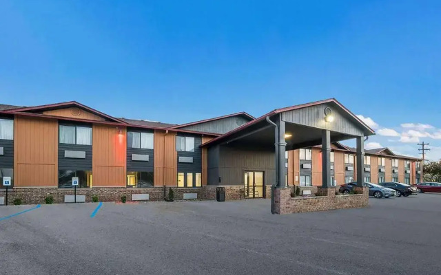 Super 8 by Wyndham Marston