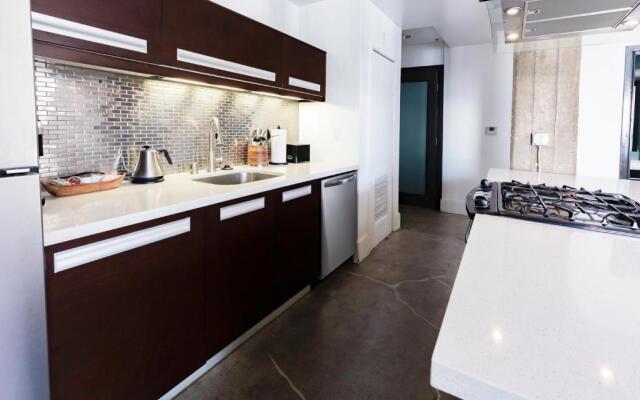 Fashion Loft 2 bedroom Downtown