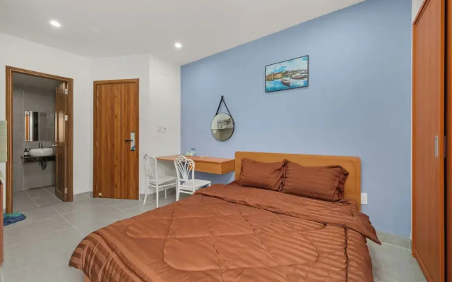 Saluton House