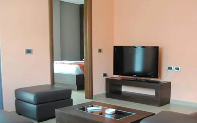 Lion Gate Hotel