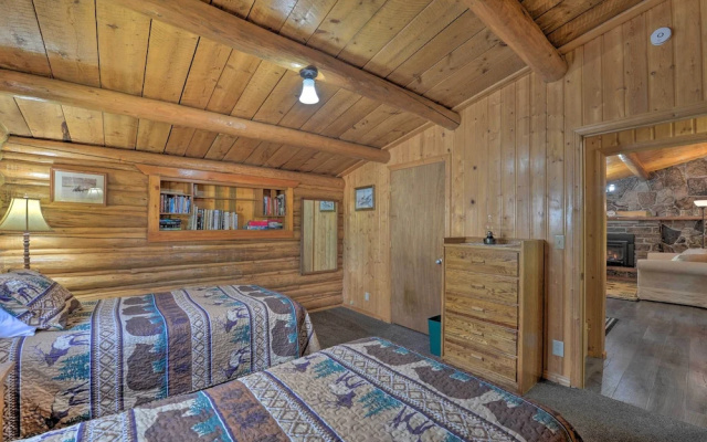 Cozy WY Home: Rivers, Lakes, Mountains, Wildlife