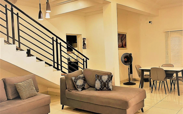 Entire serviced Two bedroom house Abuja - Six Stars apartment