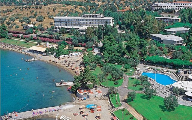 Holidays in Evia Beach Hotel