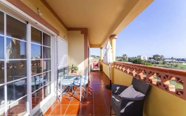 B47 Walkway Beachview Place
