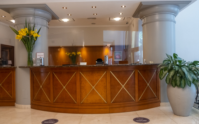 Hotel Intersur Recoleta