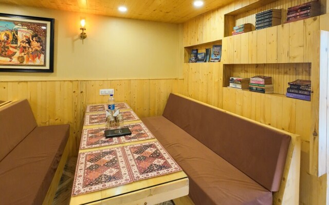 Ghar Bar Boutique Stay & Cafe
