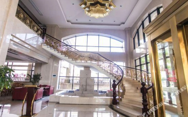 Four Seasons Garden Hotel & Resorts