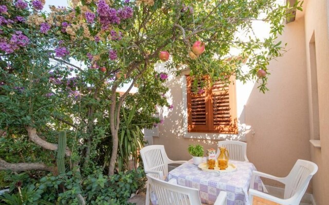 Apartments Longo