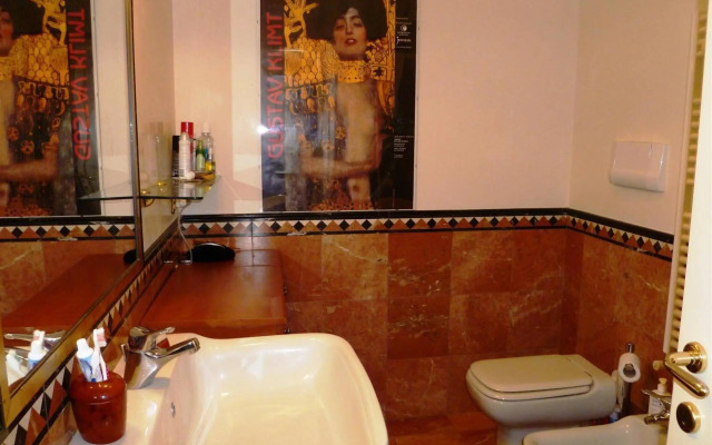 VeniceIN Apartments