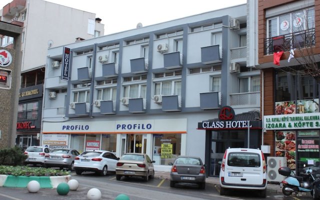 Class Hotel