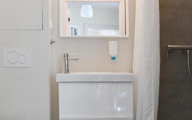 JETHON Studio-Appartement im Grünen