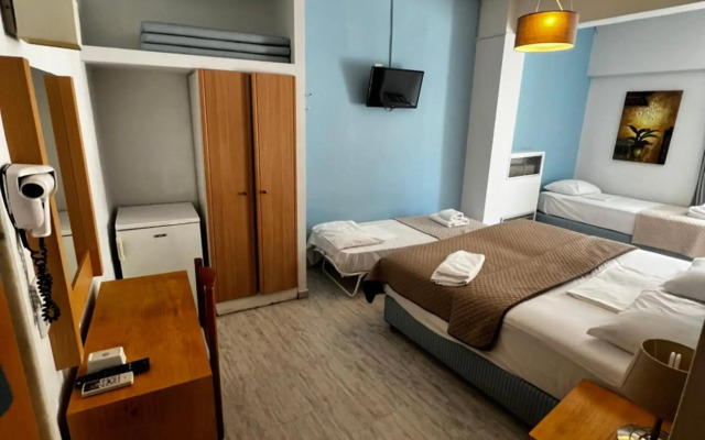 Frini Hotel