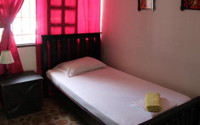 Drop Bear Hostel