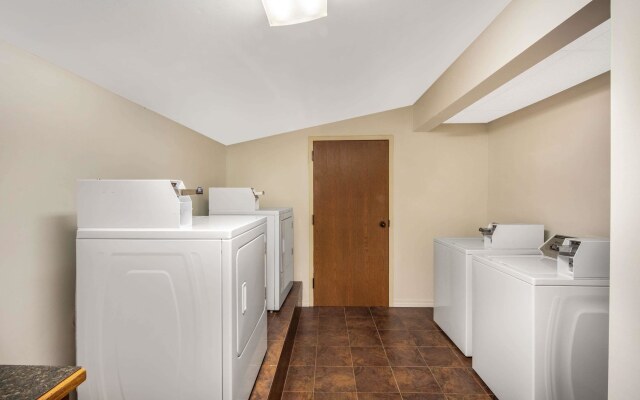 The Bransinn Entertainment District