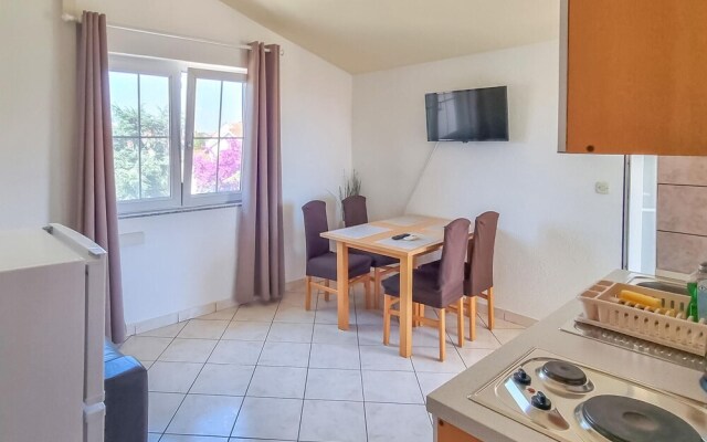 Amazing Apartment in Zadar With Wifi and 2 Bedrooms