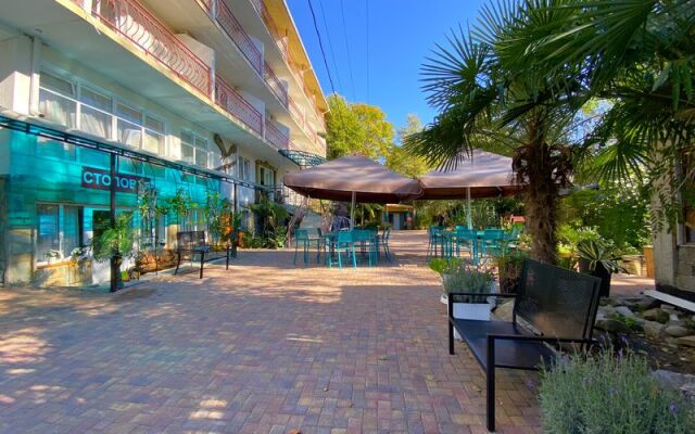 Aleandr Hotel