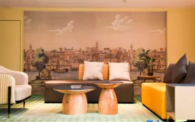 Vienna 3 Best Hotel (Xinyi Railway Station)