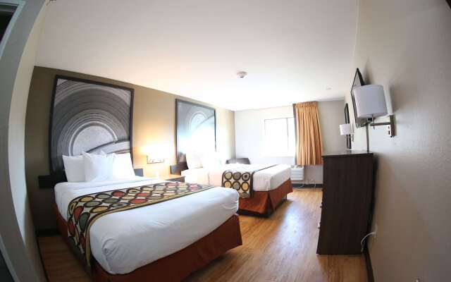 Super 8 by Wyndham Portsmouth