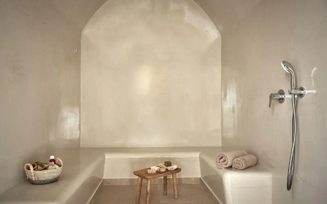 Gerakas Belvedere Hotel & Luxury Suites