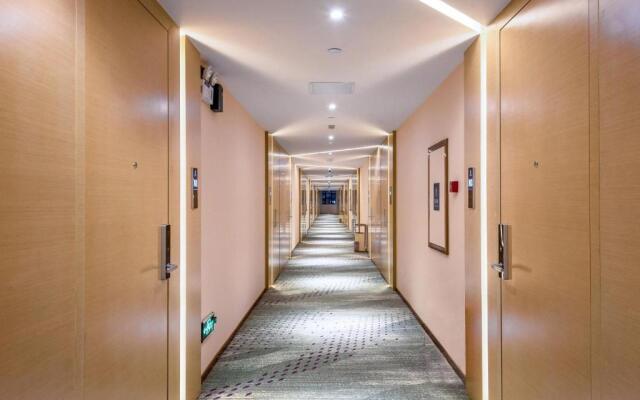 Lavande Hotel·Foshan  Zhoucun Liguang Road Xunfenggang Metro station