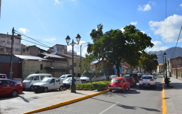 Pirwa Garcilaso Hostel