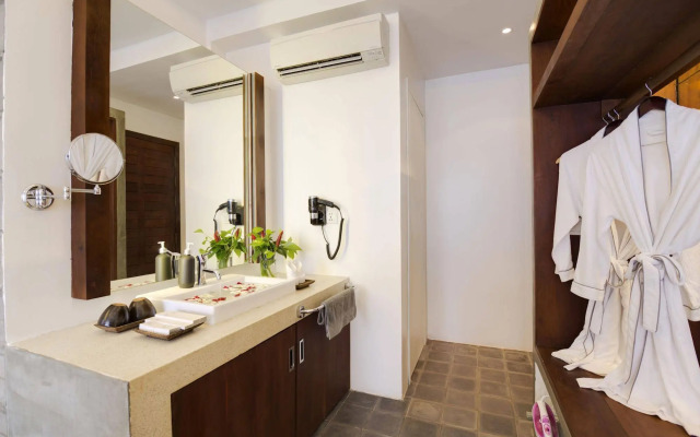 Solitaire Damnak Villa Hotel
